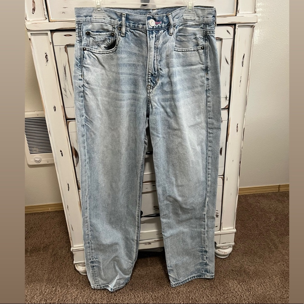 AE Denim 90’s Boyfriend Jean